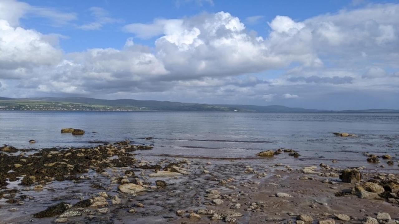 Beach House Pods Dunoon Exterior photo